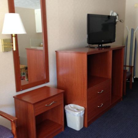 Knights Inn Elizabethtown חדר תמונה